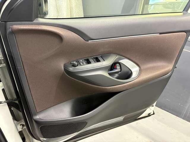 TOYOTA YARIS CROSS HYBRID 2021 Image 31