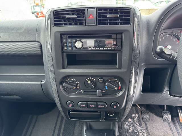 SUZUKI JIMNY 4WD 2008 Image 31