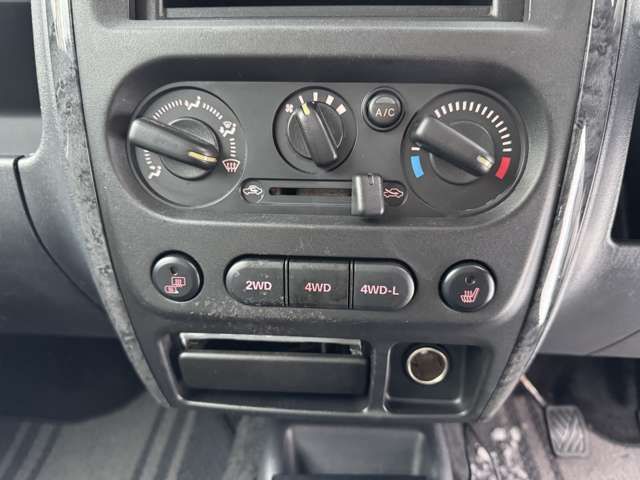 SUZUKI JIMNY 4WD 2008 Image 31