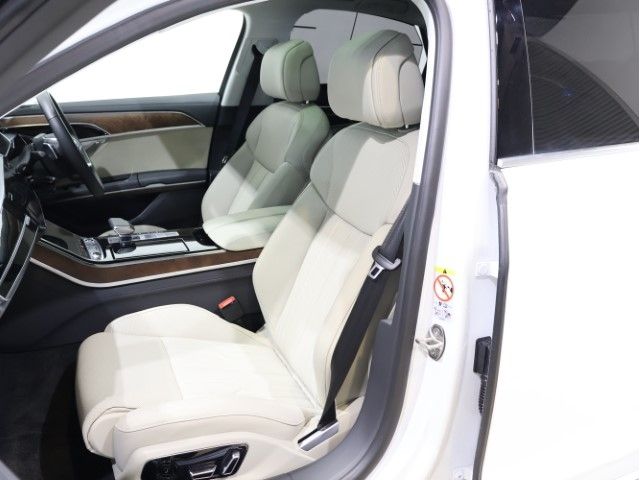 AUDI A8 2023 Image 31
