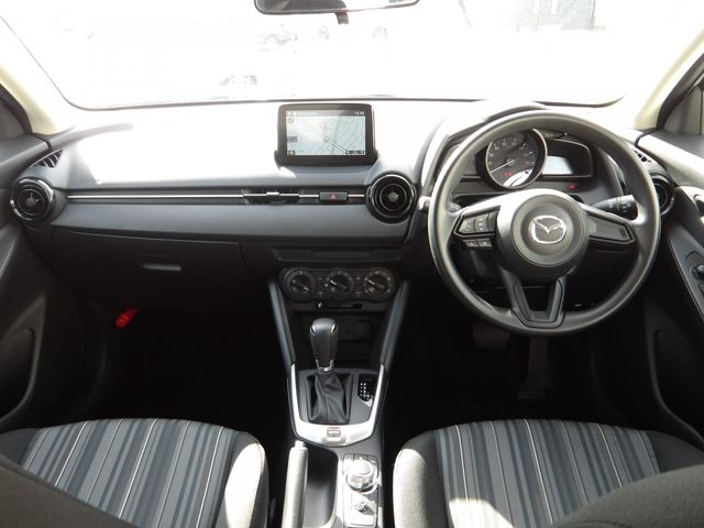 MAZDA 2 2020 Image 31