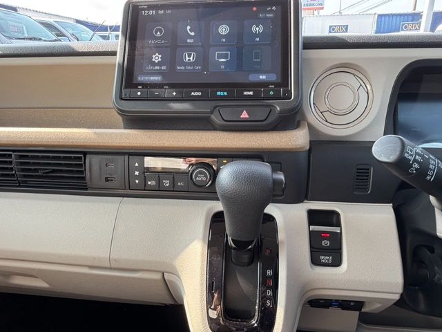 HONDA N BOX 2024 Image 31