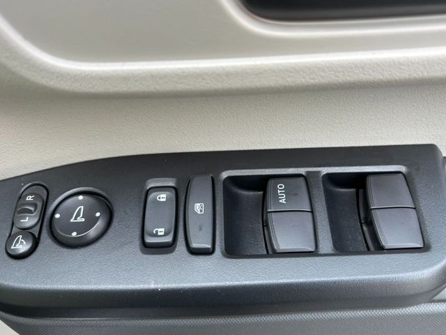 HONDA N BOX 2024 Image 31