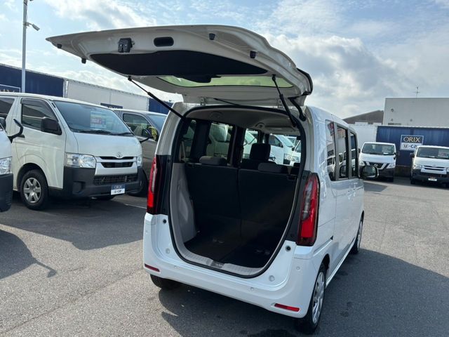 HONDA N BOX 2024 Image 31