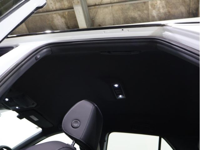 VOLKSWAGEN T-ROC 2021 Image 31