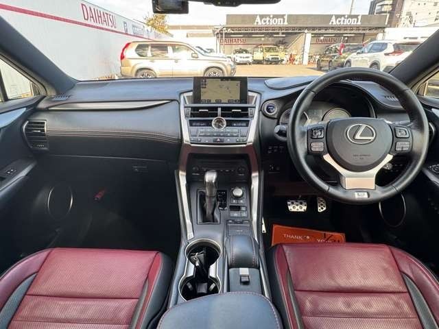 TOYOTA LEXUS NX300H AWD 2014 Image 31