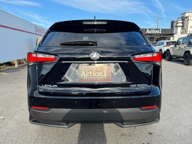 TOYOTA LEXUS NX300H AWD 2014 Image 31