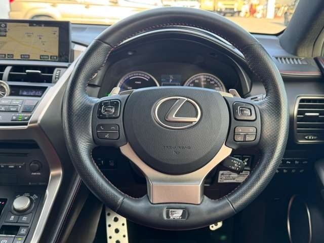 TOYOTA LEXUS NX300H AWD 2014 Image 31