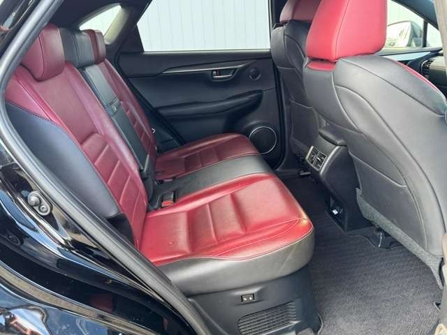 TOYOTA LEXUS NX300H AWD 2014 Image 31