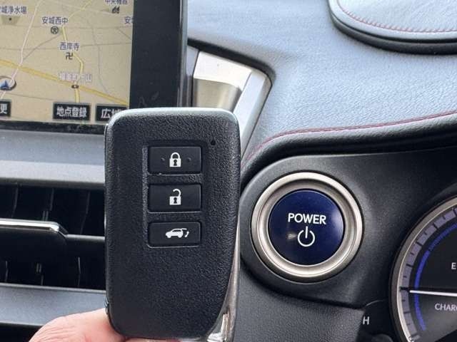 TOYOTA LEXUS NX300H AWD 2014 Image 31