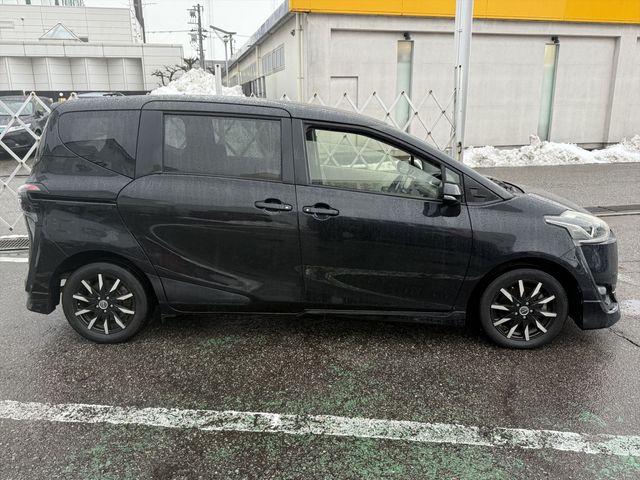 TOYOTA SIENTA 2017 Image 31