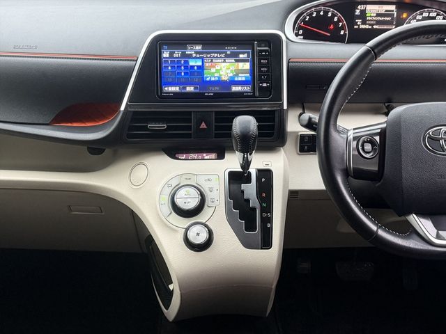 TOYOTA SIENTA 2017 Image 31