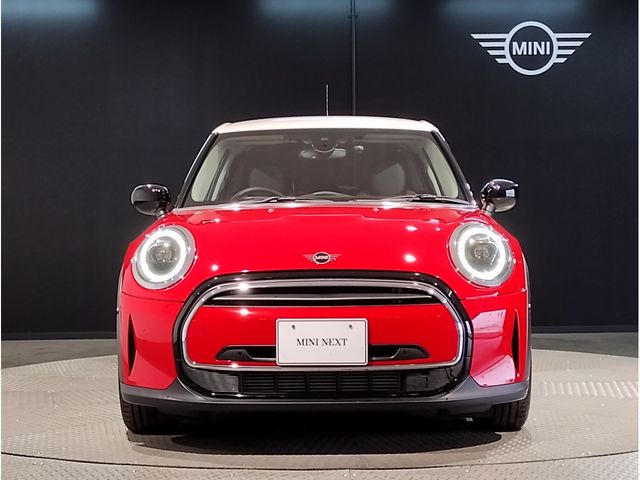 BMW MINI COOPER D 5DOOR 2022 Image 31