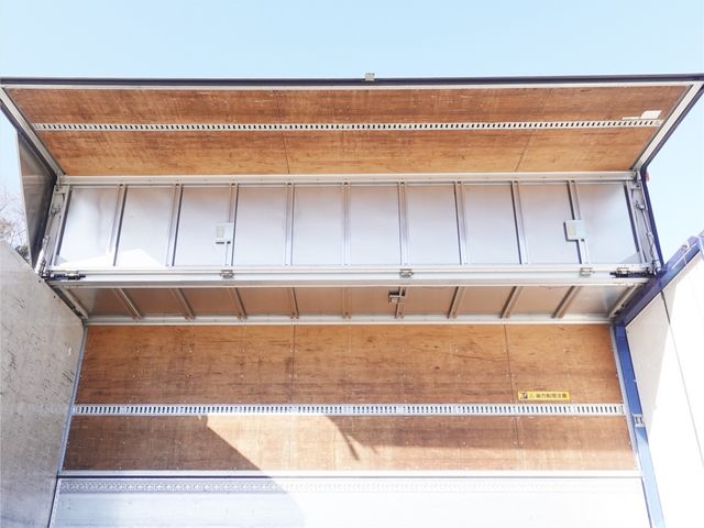 ISUZU FORWARD 2011 Image 31