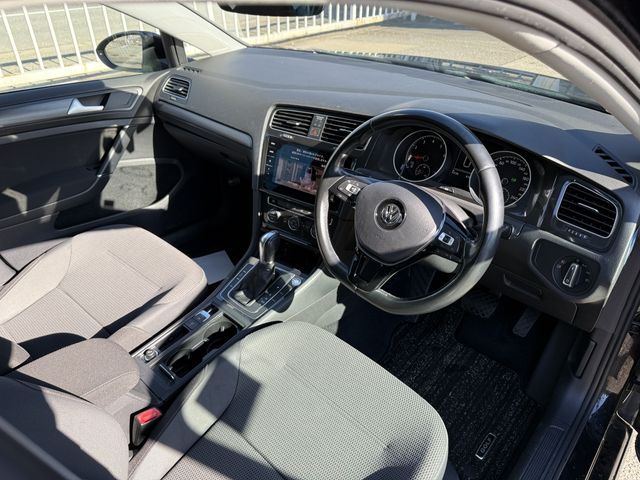 VOLKSWAGEN GOLF 2017 Image 31