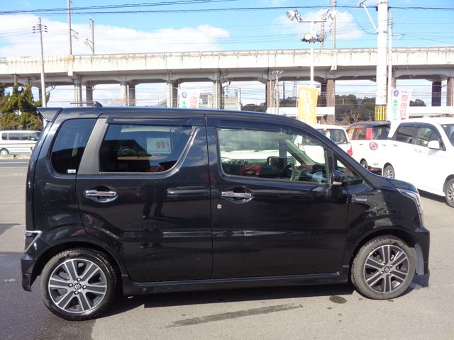 SUZUKI WAGON R STINGRAY 2017 Image 31