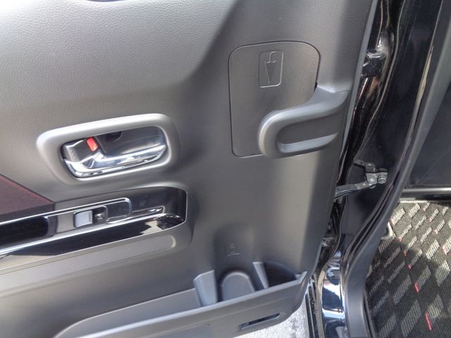 SUZUKI WAGON R STINGRAY 2017 Image 31