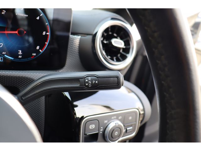 MERCEDES BENZ CLA SH 2021 Image 31