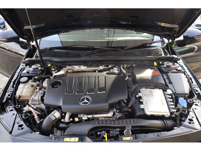 MERCEDES BENZ CLA SH 2021 Image 31
