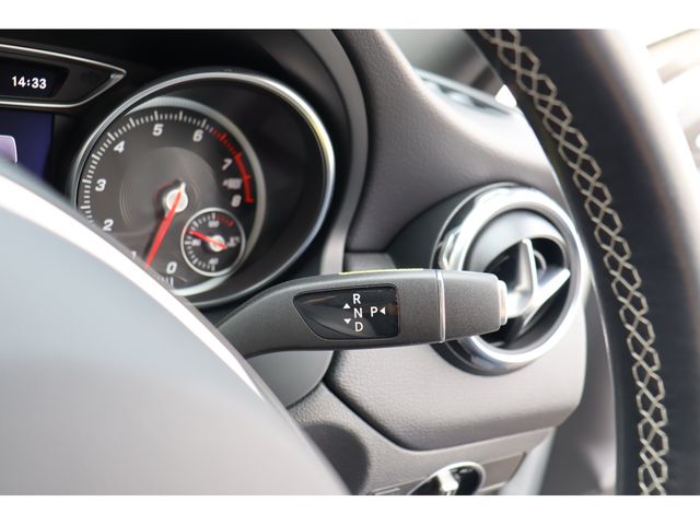 MERCEDES BENZ GLA CL 2019 Image 31