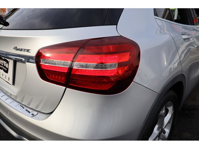 MERCEDES BENZ GLA CL 2019 Image 31