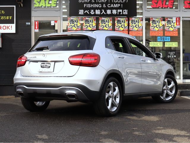 MERCEDES BENZ GLA CL 2019 Image 31