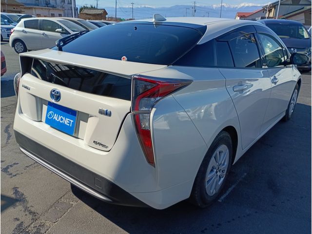 TOYOTA PRIUS 4WD 2015 Image 31