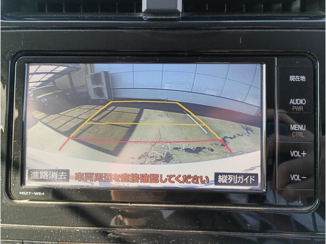 TOYOTA PRIUS 4WD 2015 Image 31