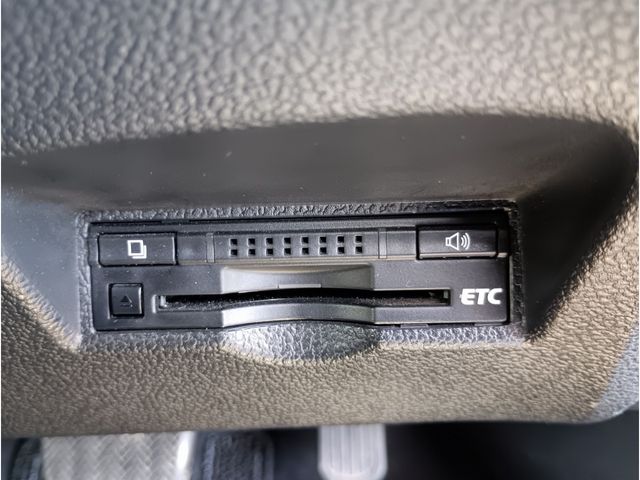 TOYOTA PRIUS 4WD 2015 Image 31