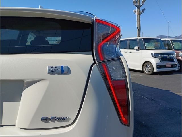 TOYOTA PRIUS 4WD 2015 Image 31
