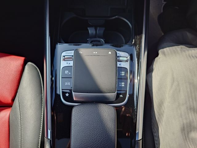 MERCEDES BENZ B CLAS 2019 Image 31