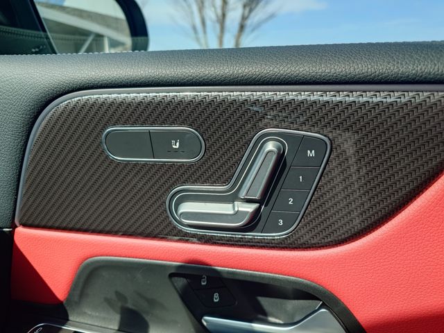 MERCEDES BENZ B CLAS 2019 Image 31