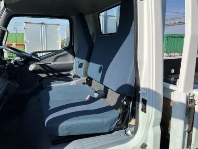 MITSUBISHI CANTER 2013 Image 31