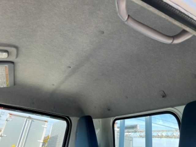 MITSUBISHI CANTER 2013 Image 31