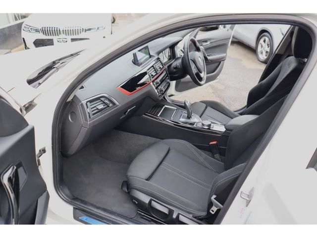 BMW 1SERIES 2018 Image 31