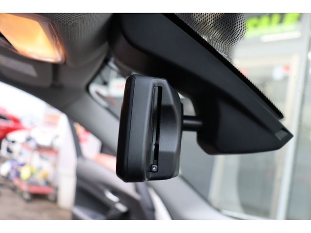 BMW 1SERIES 2018 Image 31