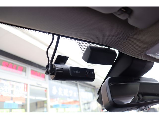 BMW 1SERIES 2018 Image 31