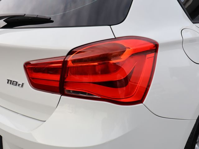 BMW 1SERIES 2018 Image 31