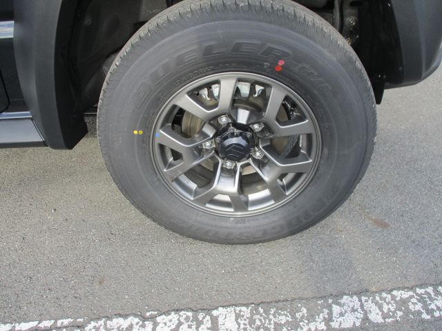 SUZUKI JIMNY NOMADE 2025 Image 31