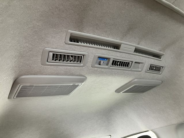 TOYOTA HIACE VAN 4WD 2020 Image 31