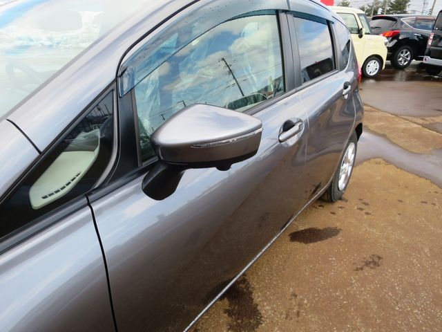 NISSAN NOTE 2015 Image 31