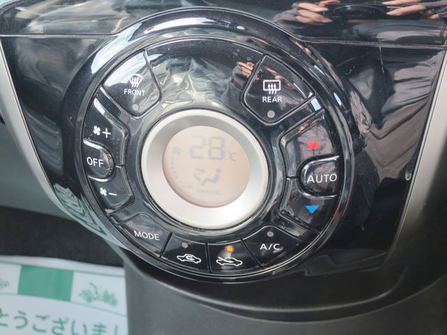 NISSAN NOTE 2015 Image 31