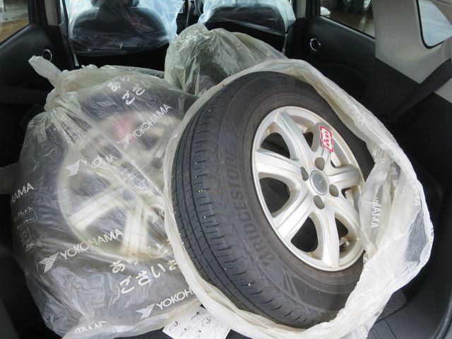 NISSAN NOTE 2015 Image 31