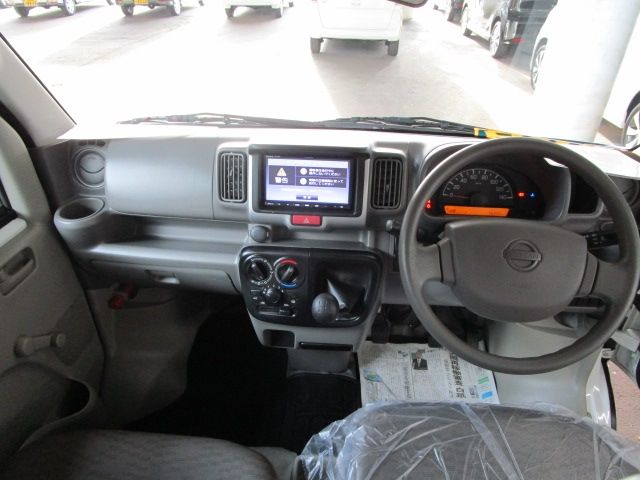 NISSAN NV100 CLIPPER 4WD 2019 Image 31