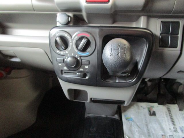 NISSAN NV100 CLIPPER 4WD 2019 Image 31