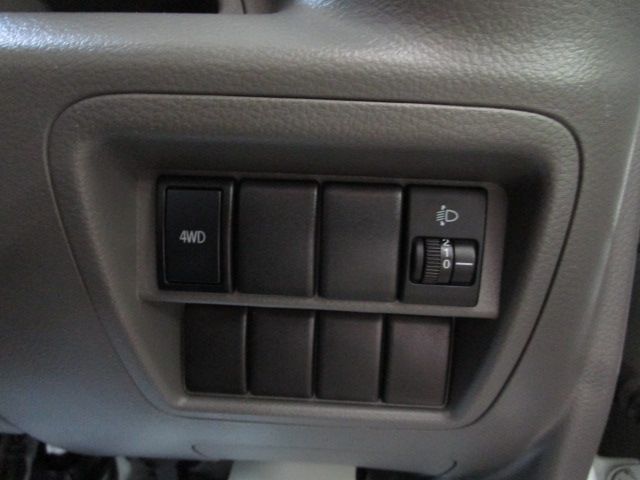 NISSAN NV100 CLIPPER 4WD 2019 Image 31