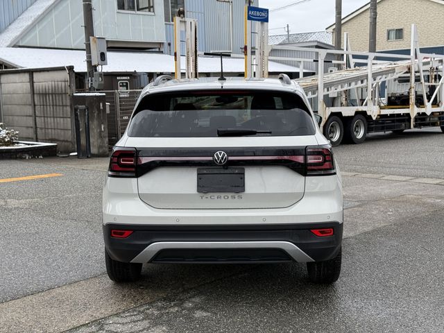 VOLKSWAGEN T-CROSS 2023 Image 31
