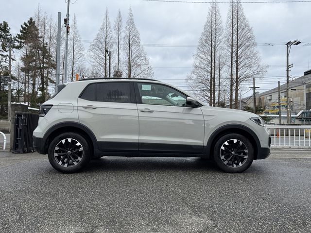 VOLKSWAGEN T-CROSS 2023 Image 31