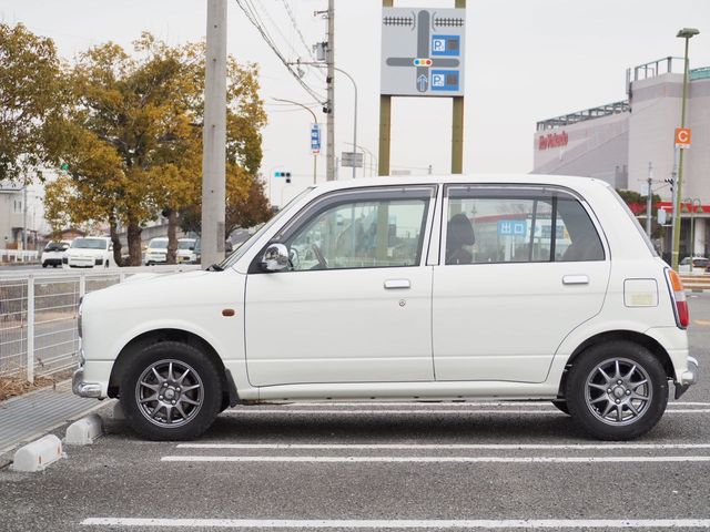 DAIHATSU MIRA GINO 1999 Image 31
