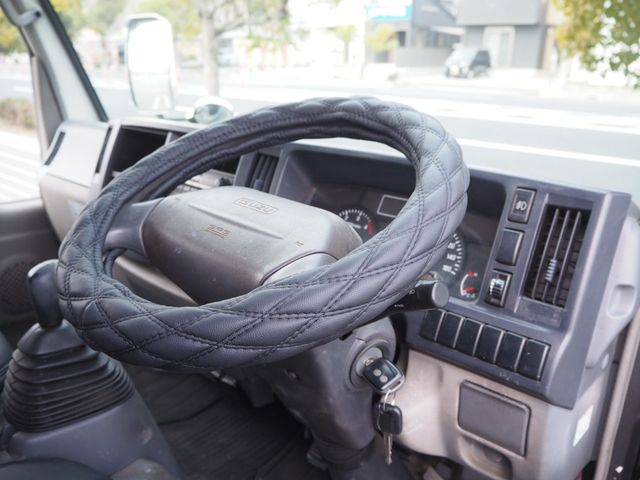 ISUZU ELF 2010 Image 31